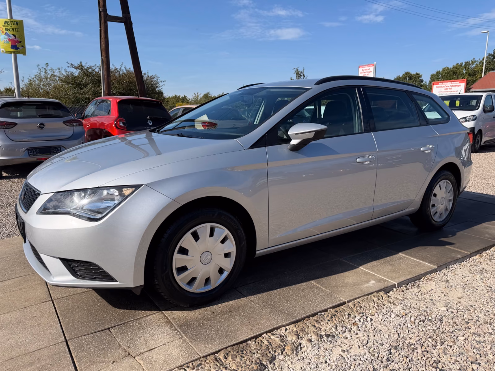 Seat Leon ST Reference Sportsitze Sport Lenkrad
