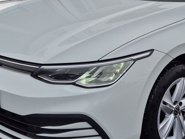 Golf VIII Variant 2.0 TDI Life *LED*NAVI*DAB*SHZ