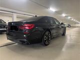 BMW 730dxDrive -M-Paket Massage/KomfortSitze/LaserL - BMW 730 mit Anhängerkupplung