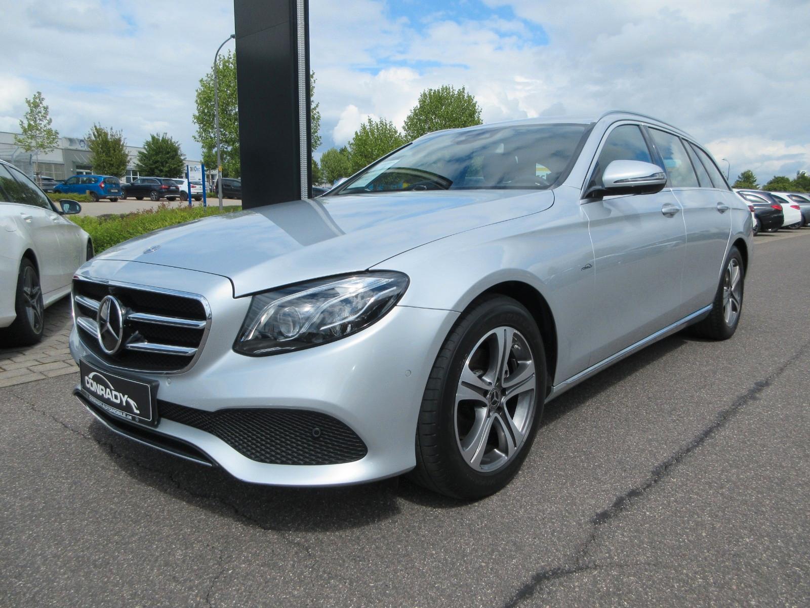 Mercedes-Benz E 220 d T Avantgarde 9G LED COMAND 360° WideScr.