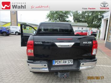 Toyota Hilux - 8