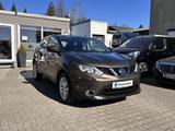Nissan Qashqai 1.5 dCi Acenta 4x4 Kam.*Navi*AHK - Nissan Qashqai mit Diesel-Antrieb: 1.5