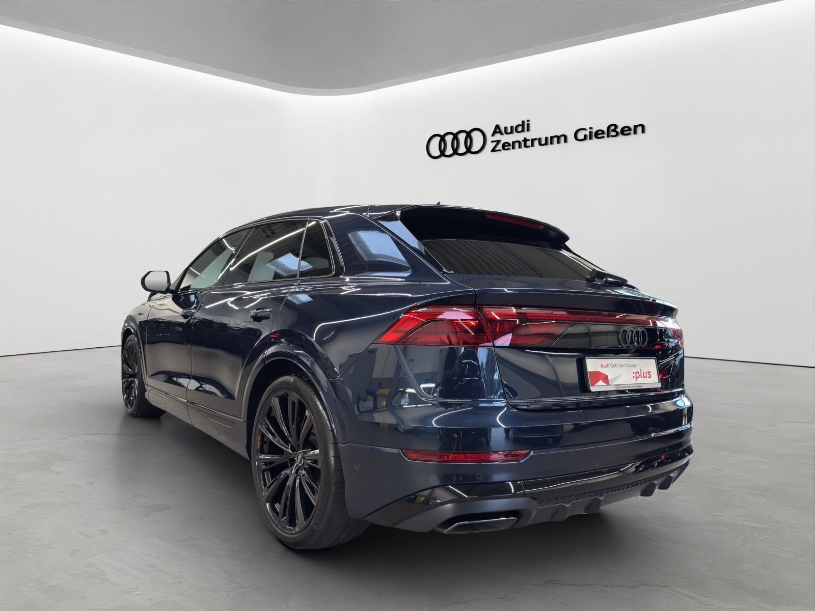 Audi Q8 50 TDI quattro S line Black B&O AHK HuD Pano imagem 3