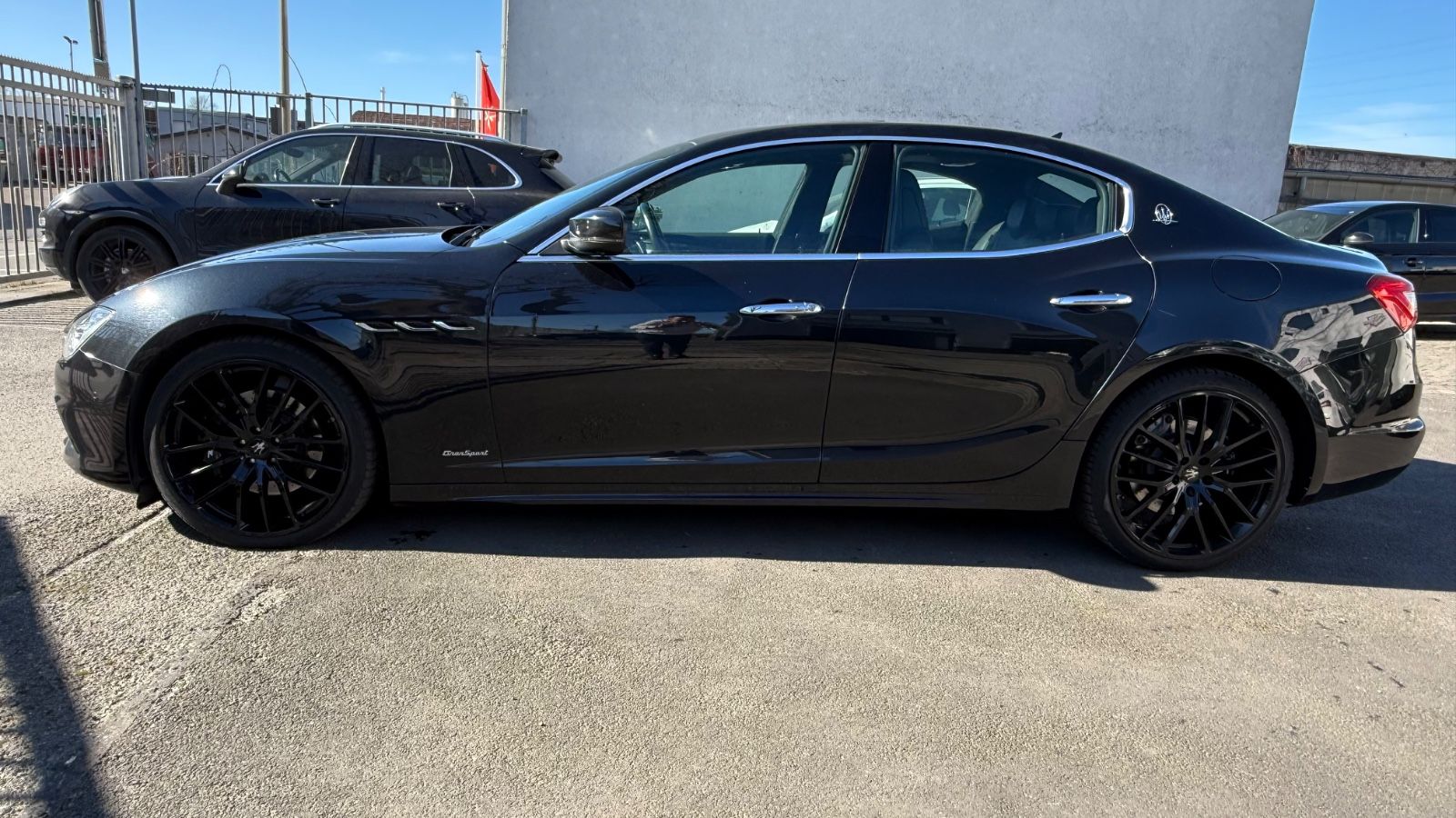 Fahrzeugabbildung Maserati Ghibli GranSport Diesel