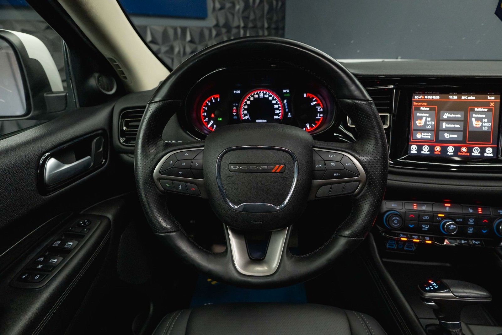 Fahrzeugabbildung Dodge Durango 3.6 V6 R/T 4x4 Night-Paket SRT Styling