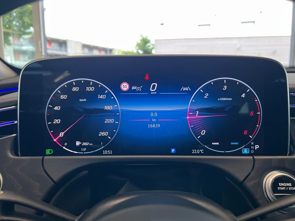 Mercedes-Benz E 220 T d Avantgarde Distronic Kamera AHK 18Zol foto 24