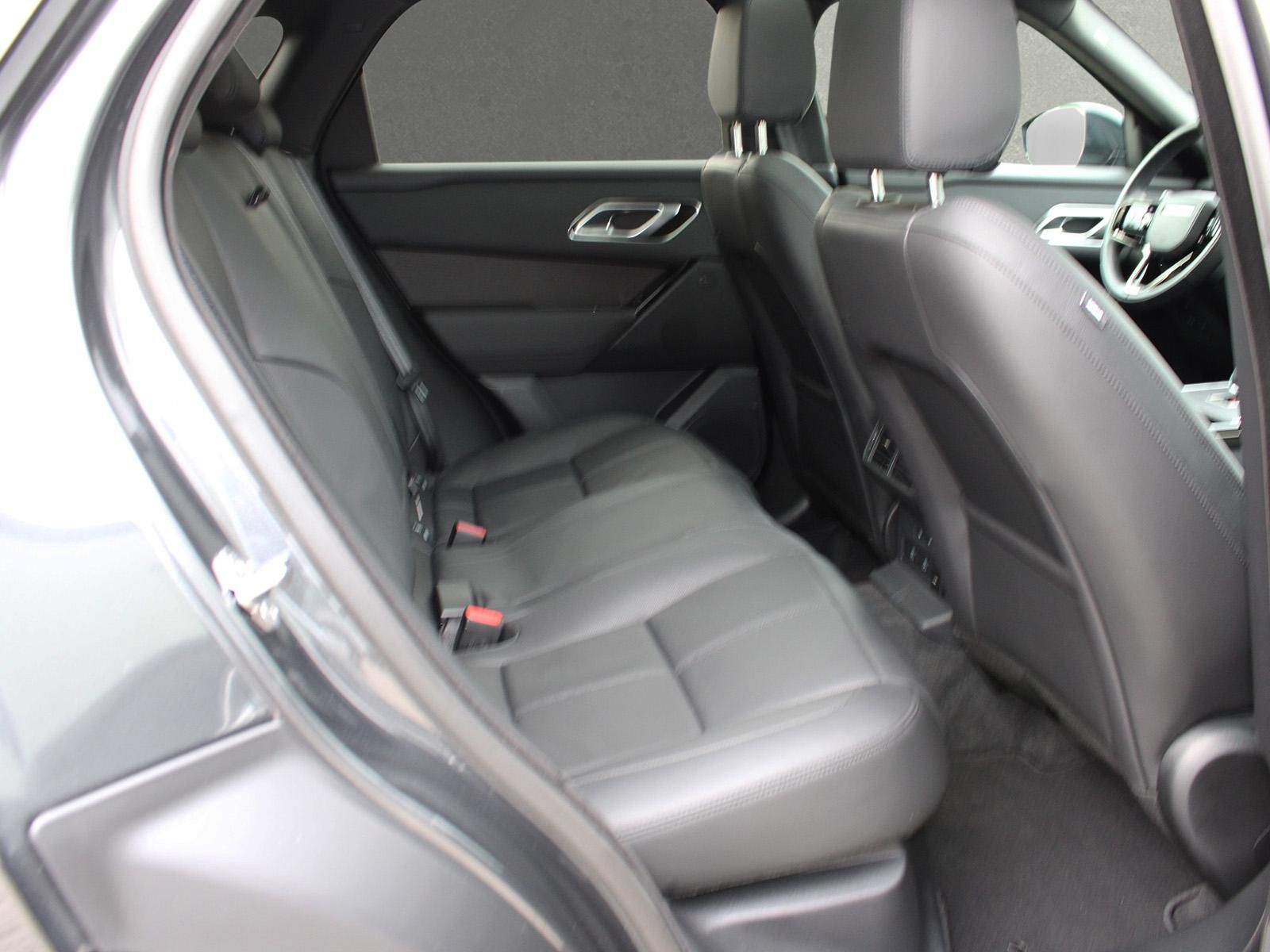 Fahrzeugabbildung Land Rover Range Rover Velar Dynamic SE P400e Hybrid