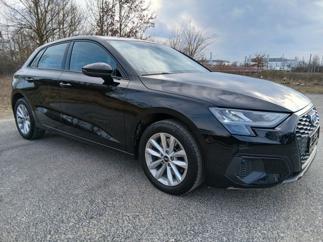 Audi A3 Sportback 30 TFSI basis Navi/Carplay/Led/Tüv