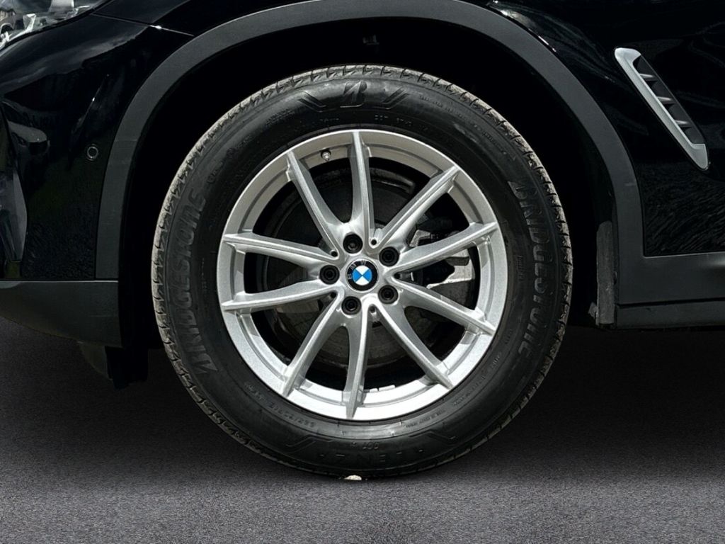 BMW X3 xDrive20dA HiFi Stop&Go Panorama Glasdach foto 7