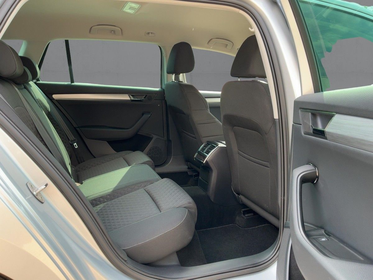 Skoda Superb - Bild 13