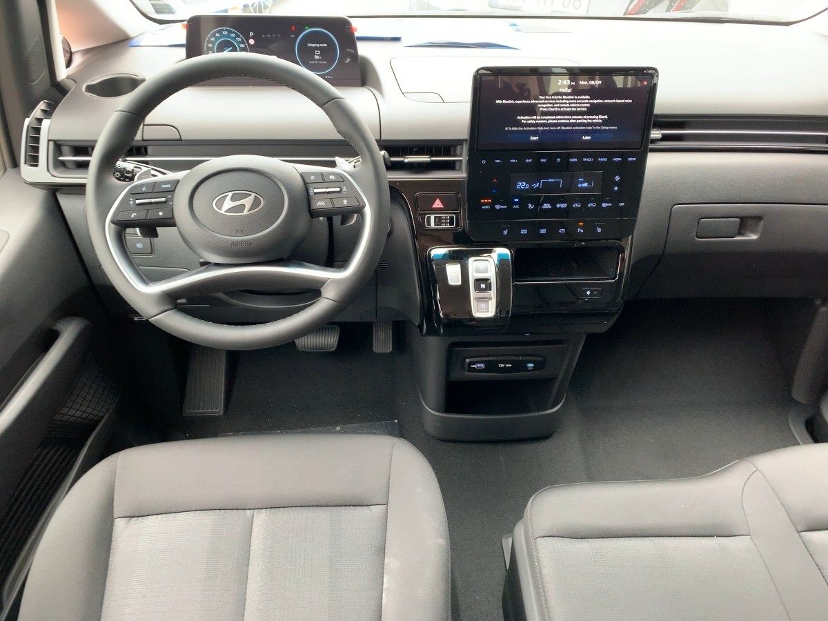 Fahrzeugabbildung Hyundai STARIA Trend Hybrid 2WD