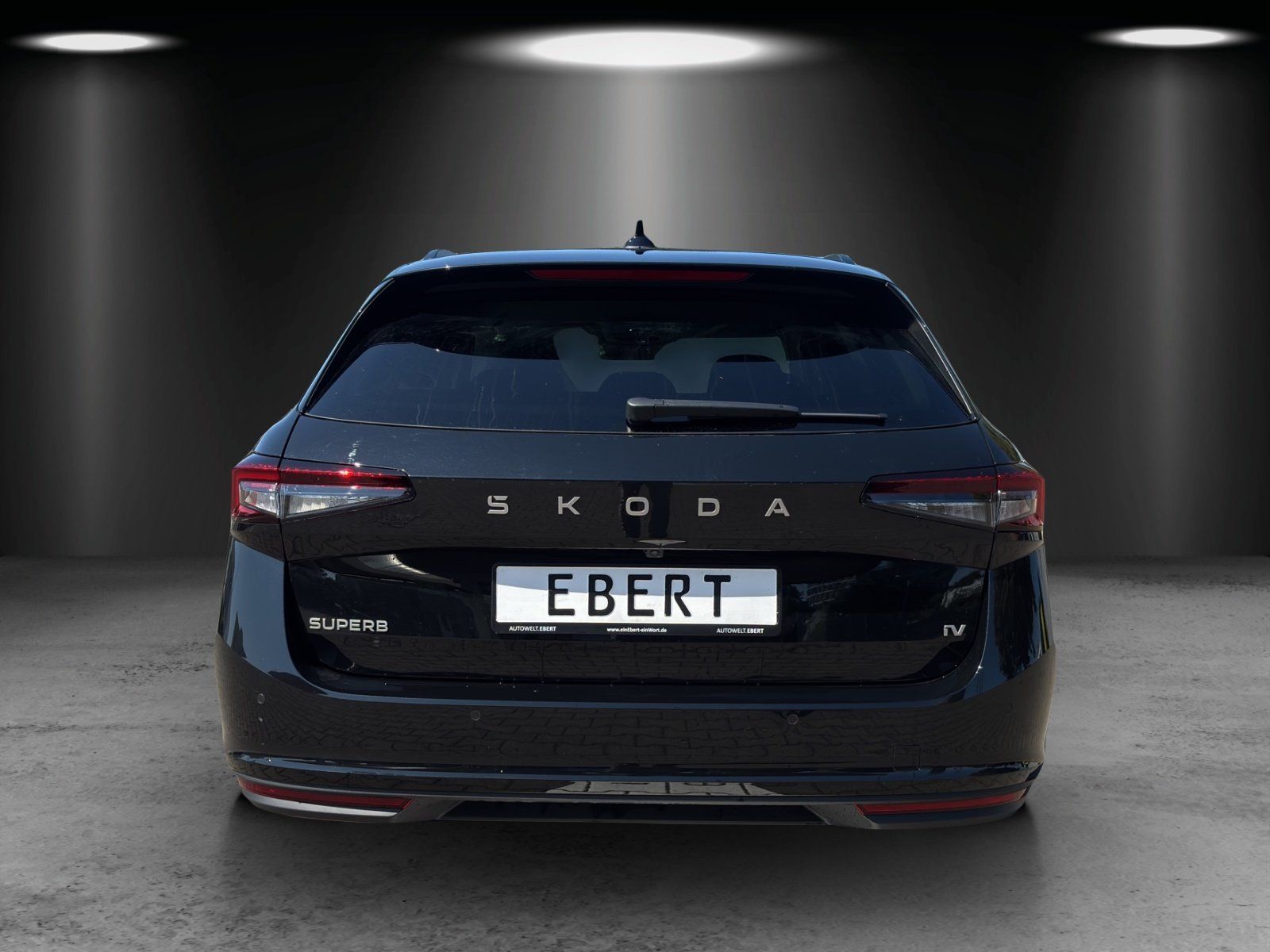Fahrzeugabbildung SKODA Superb Combi Selection 1,5 TSI iV 150 kW DSG