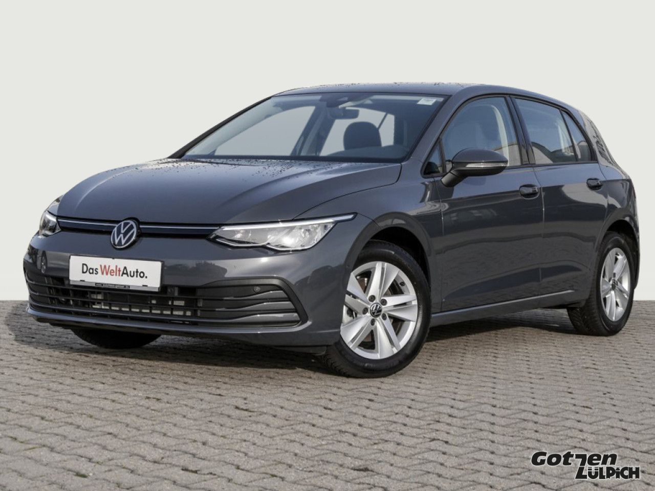 Fahrzeugabbildung Volkswagen Golf VIII Life 1.5 TSI Navi Travel Assist PDC