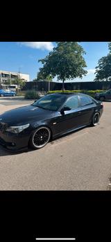 BMW 530i M Paket ab Werk Sehr Gepflegter Z... - BMW 530 aus 2004: 530i