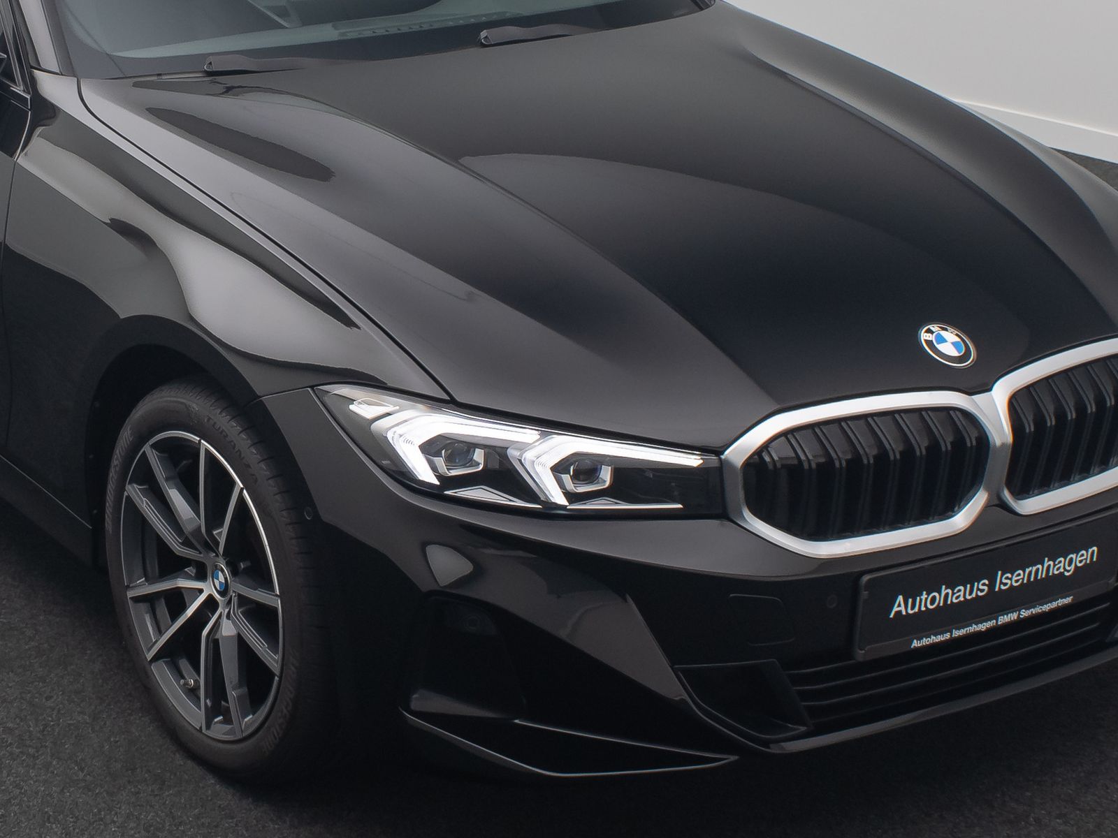 Fahrzeugabbildung BMW 318d Kamera DAB HiFi Leder Sport LED 18Zoll