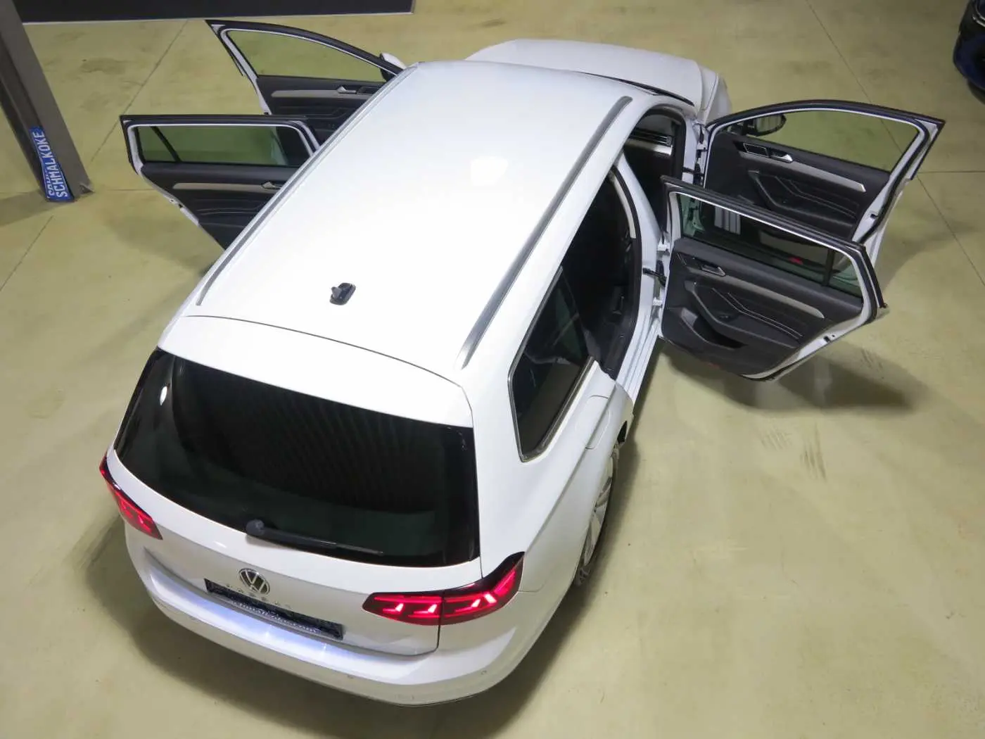 Volkswagen Passat Variant 2.0 TDI SCR DSG7 Elegance Navi