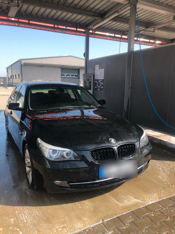 BMW E60 523i Unfallwagen