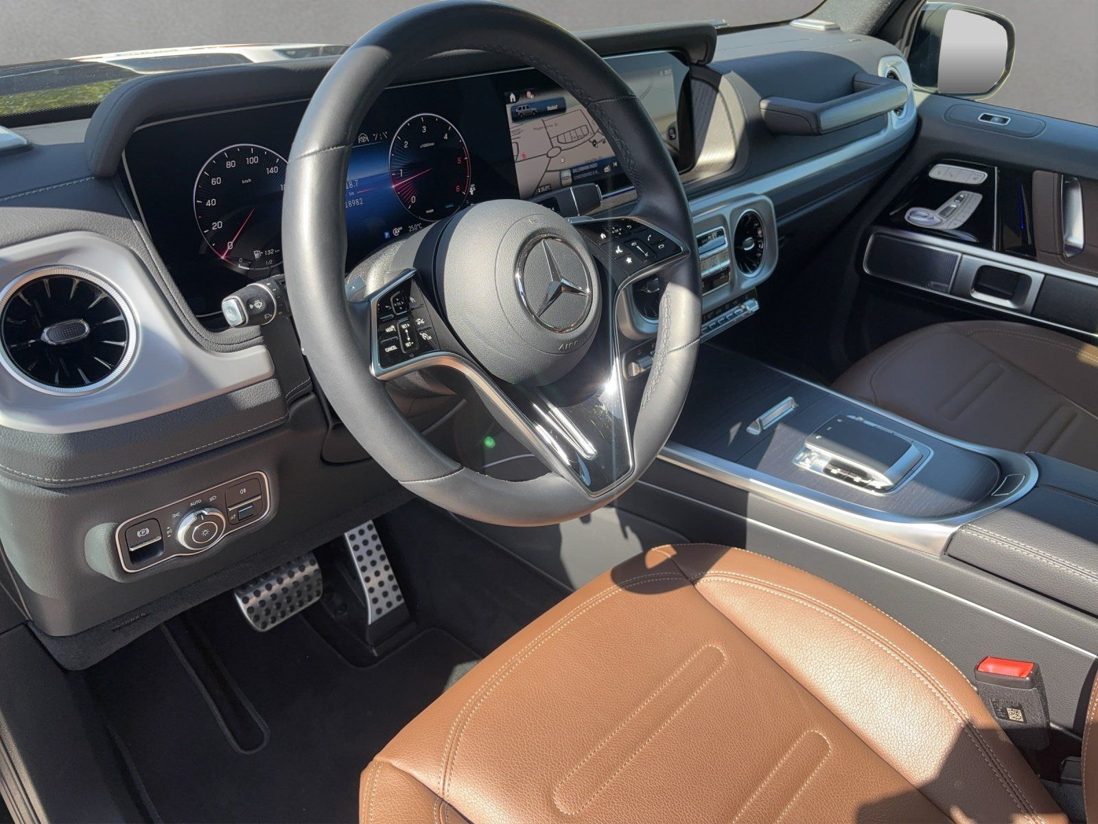 Fahrzeugabbildung Mercedes-Benz G 450d Exclusiv DISTRO KeyGo GSD Night MLED 360°