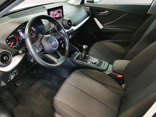 Audi Q2 35 TFSI Navi SHZ PDC Kamera