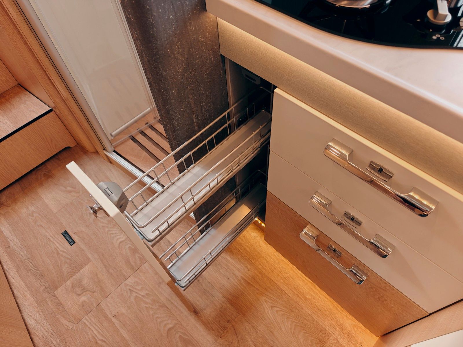 Fahrzeugabbildung HYMER / ERIBA / HYMERCAR B - KLASSE ML T 780 X - SANSIBAR® LTD. PTS MAGNO
