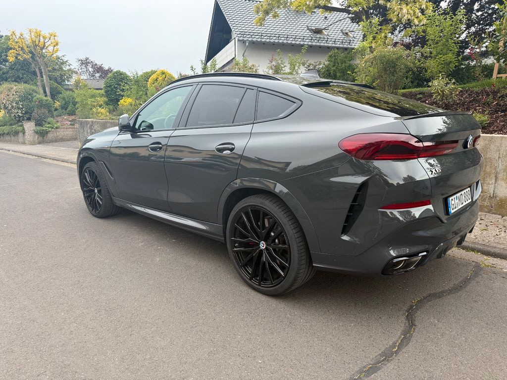 BMW X6 M50