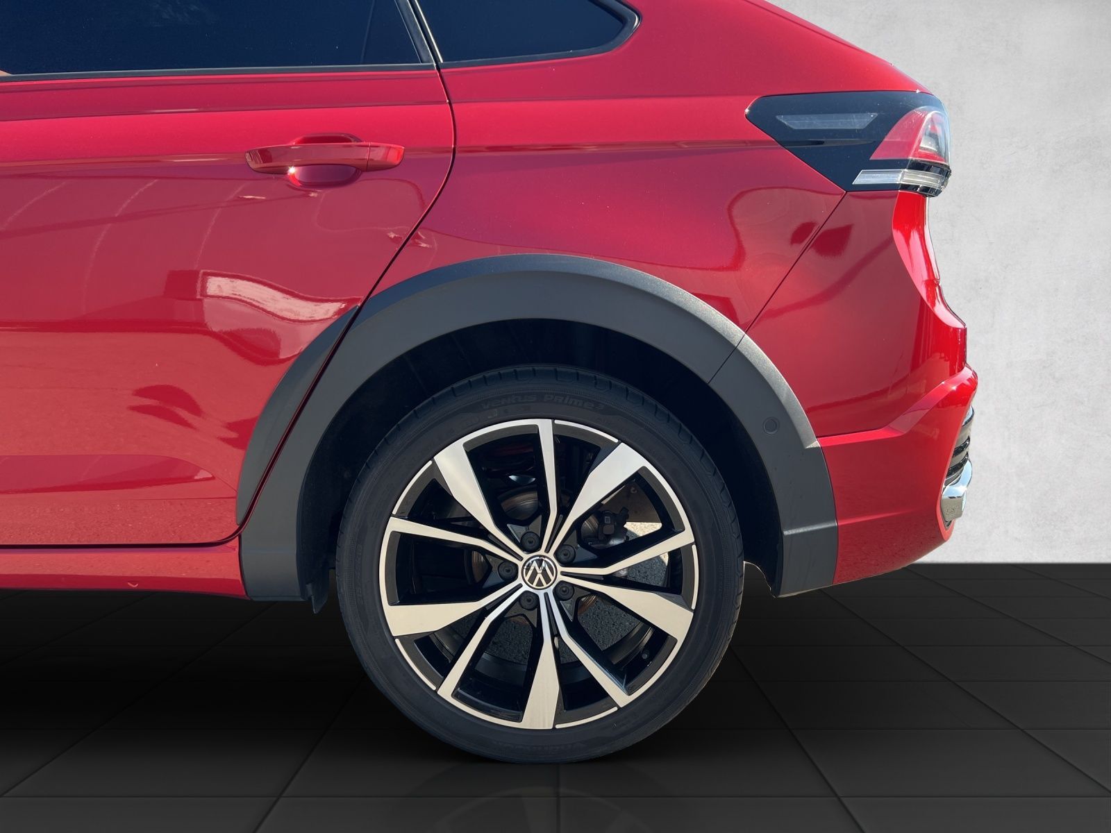 Taigo R-Line 1.5 TSI DSG Navi*Pano*CarPlay