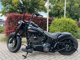 Harley-Davidson Softail Custom Bobber - CHOPPER BOBBER