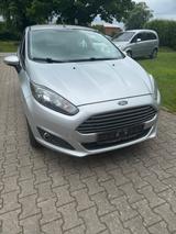 Ford Fiesta 1,25 60kW SYNC Edition SYNC Edition - Ford Fiesta von privat
