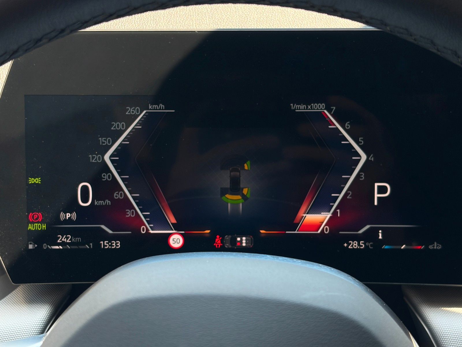 Fahrzeugabbildung BMW 216 Active Tourer Kamera CarPlay TEMP LED SHZ