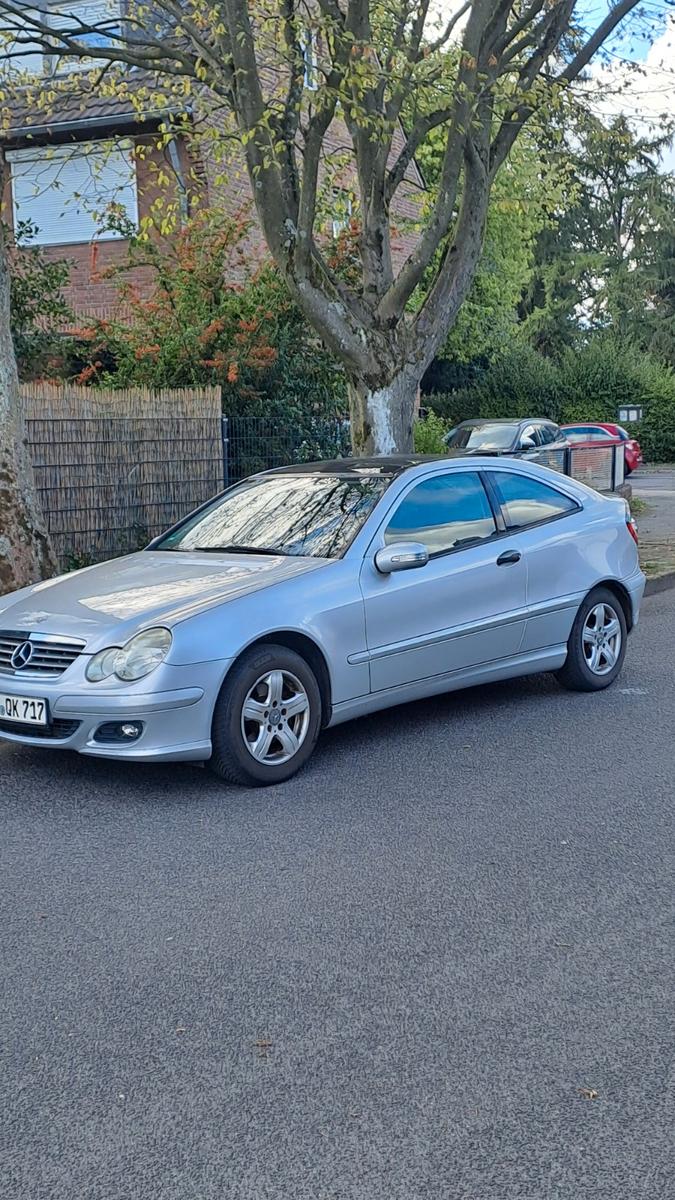 Mercedes-Benz CLC 200
