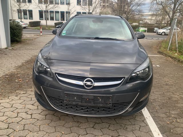 Opel Astra J Sports Tourer Style