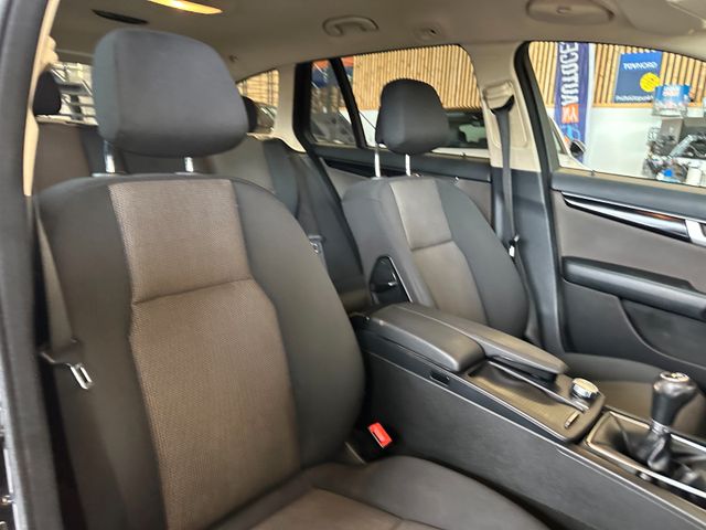 MYAUTOCENTER – Gebraucht- und Jahreswagen mit Werkstattservice in Pfaffenhofen Mercedes-Benz C 250 C T-Modell *2-ZONEN*TEMPO*Navi*SZHZ*PDC*