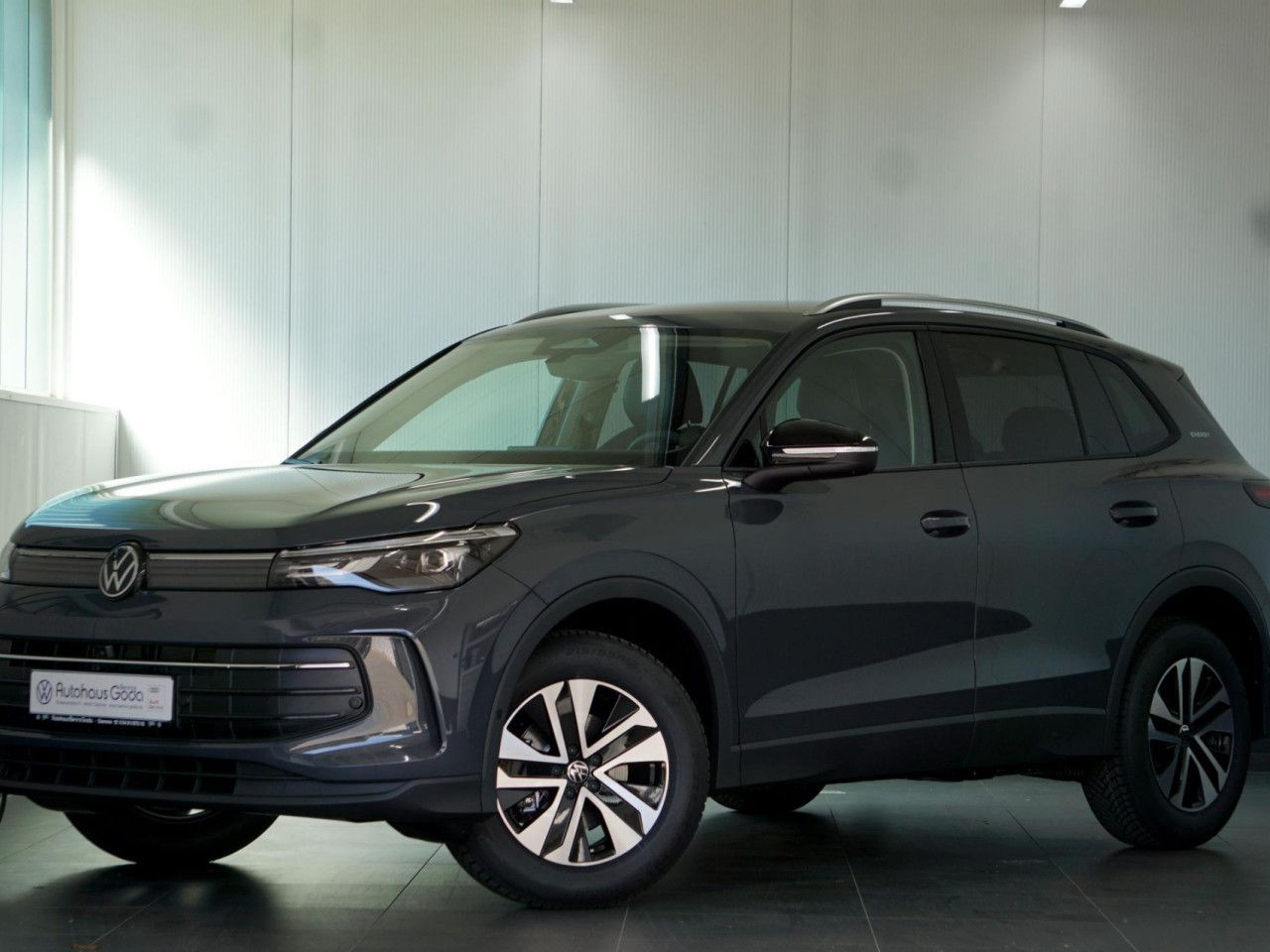 Volkswagen Tiguan - Bild 2