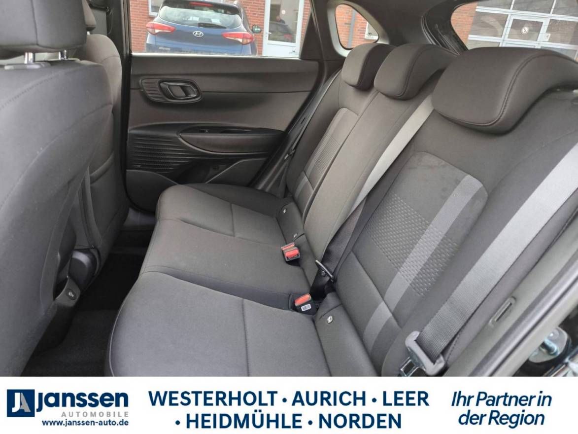 Fahrzeugabbildung Hyundai i20 Blackline/BOSE Soundsystem/Navi/Rückfahrkame
