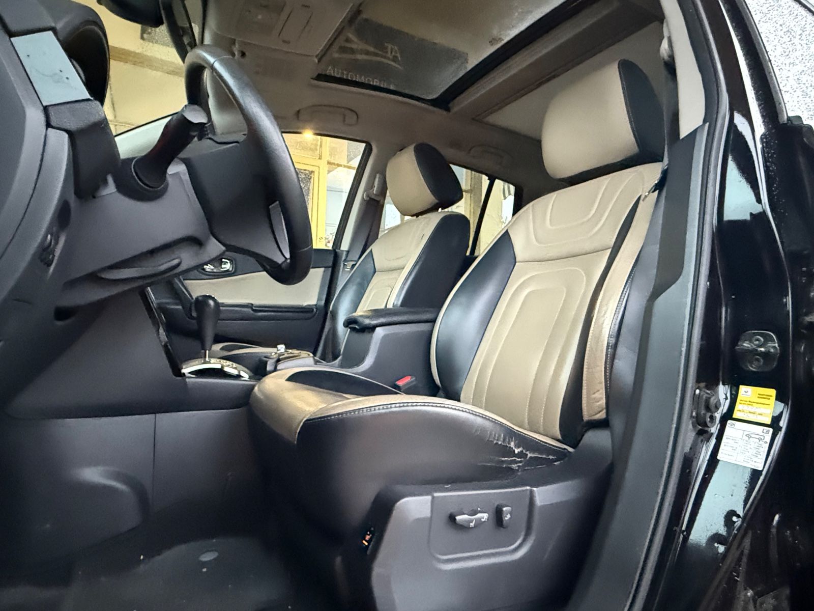 Koleos 4×4 Automatik|Pano|Sitzheizung|Ahk|