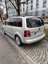 Volkswagen VW Touran 1.4 TSI - TÜV 07/26 - Kette NEU - Andr - gebrauchte VW Touran aus dem Jahr 2009