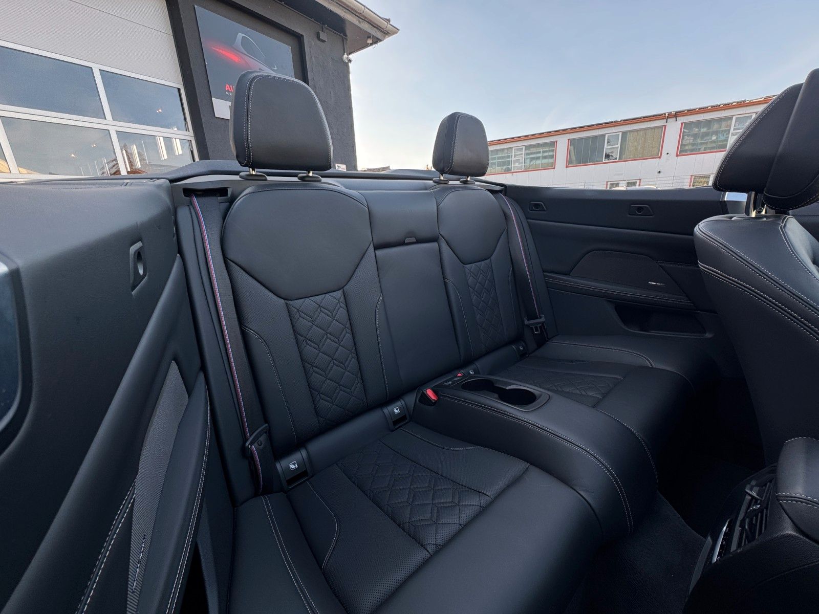 Fahrzeugabbildung BMW M440i Cabrio 360° H&K HD Laser Adap. Shad. Carb.