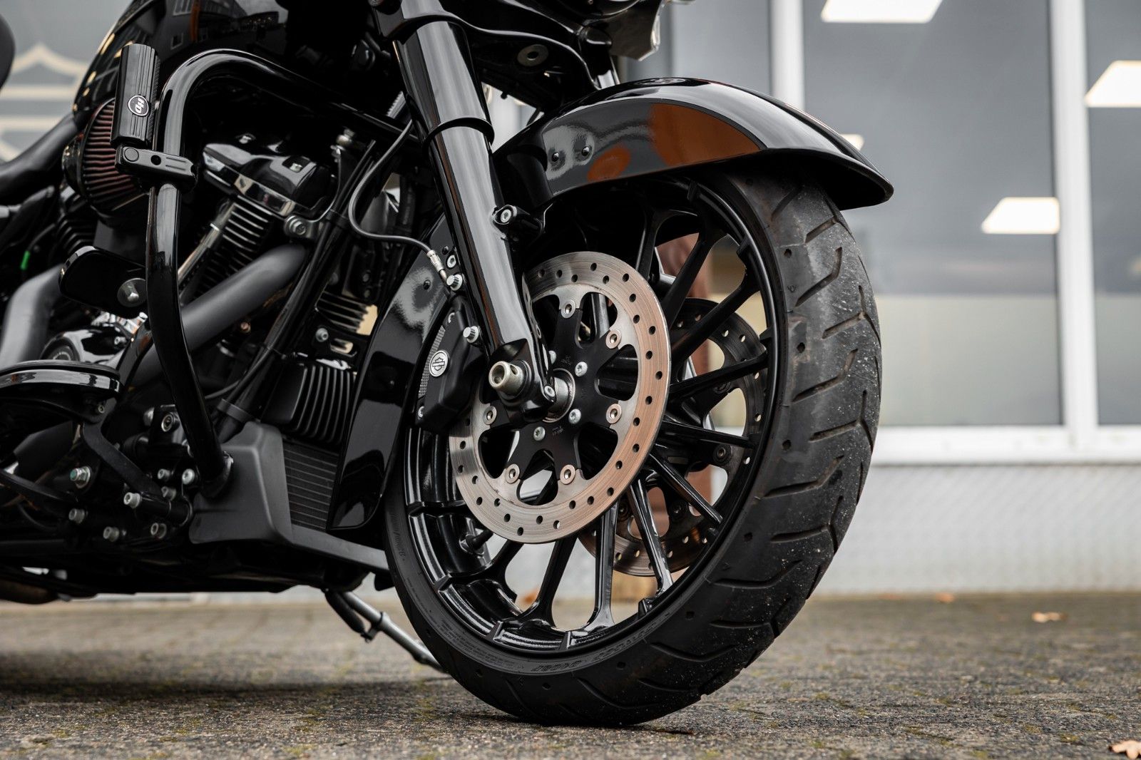 Fahrzeugabbildung Harley-Davidson FLHXS Street Glide 114 cui - Jekill & Hyde -