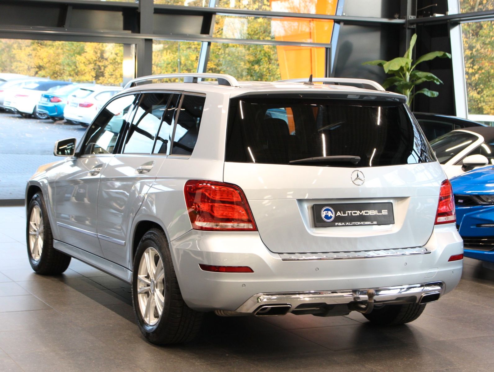 Fahrzeugabbildung Mercedes-Benz GLK 200 CDI*Sport Paket*NAVI*AHK*Bi-Xenon