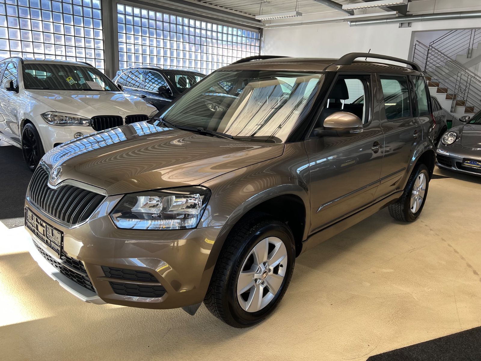 Fahrzeugabbildung SKODA Yeti Active * 1.HAND * NUR 44.800KM *