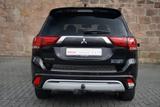 Mitsubishi Outlander 2.4Hybrid PHEV Basis 4WD Standheizung - Mitsubishi: Von Händlern