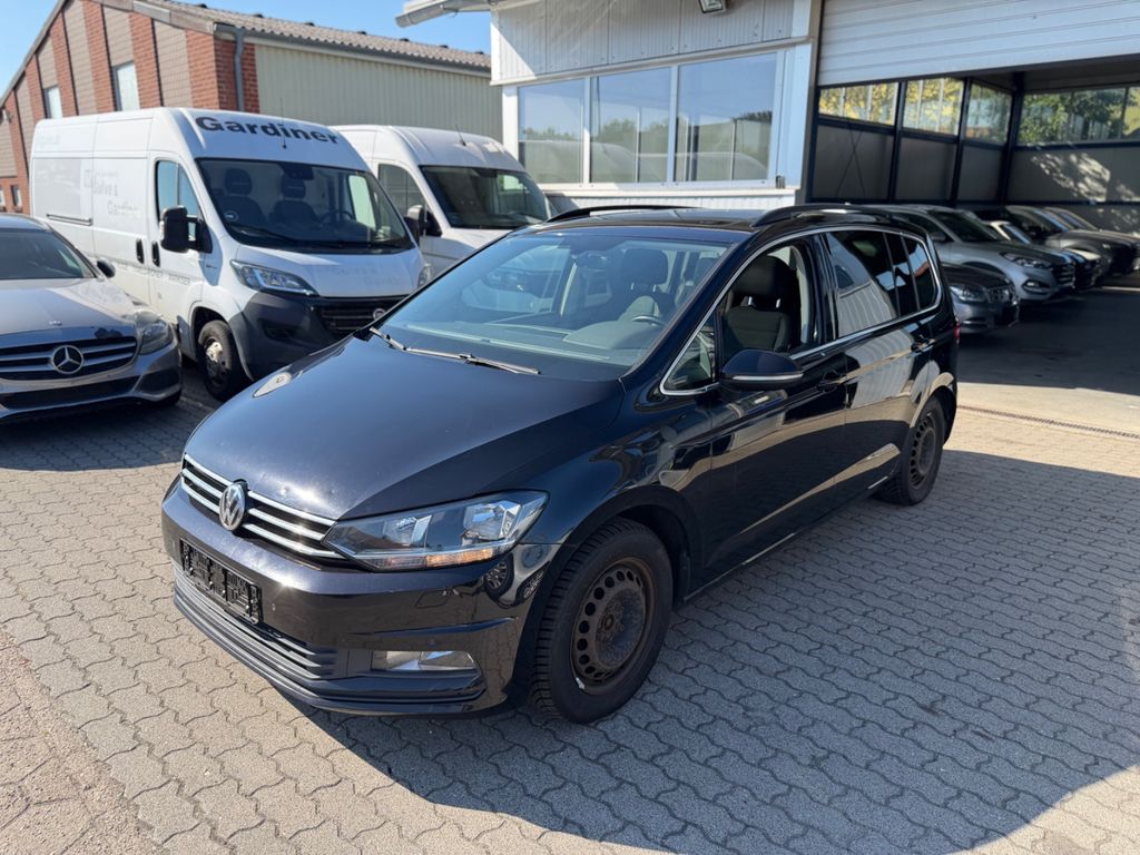 Image of Volkswagen Touran