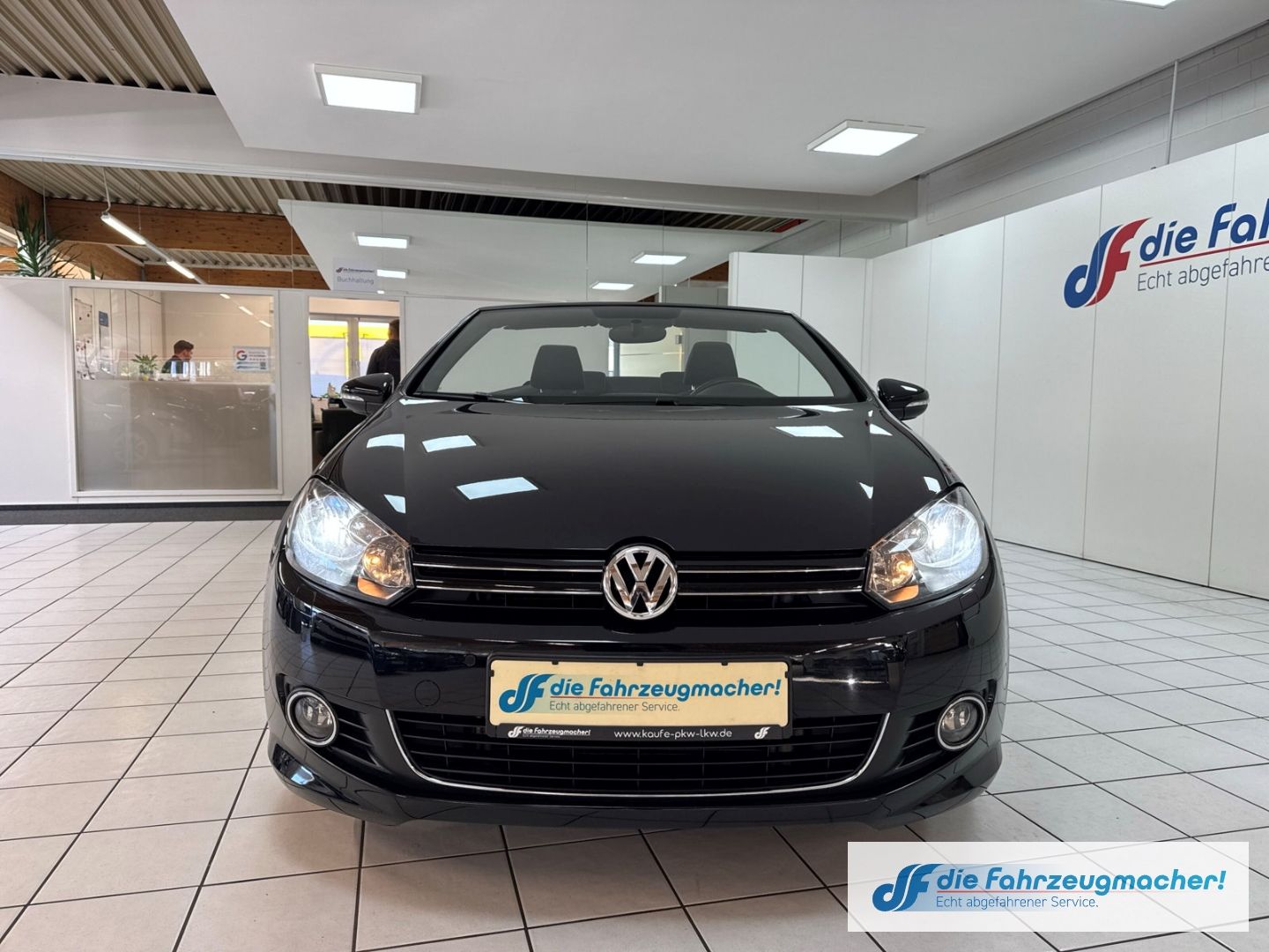 Fahrzeugabbildung Volkswagen Golf VI Cabriolet Lounge BMT Navi Dyn. Kurvenlic