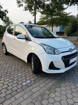 Hyundai i10 1.0 | 13.200 km | HU/AU neu | neuwertig