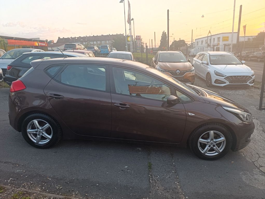 Kia cee'd / Ceed 