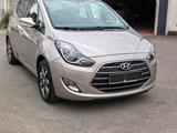 Hyundai ix20 1.6 Space Automatik 1 HAND - Hyundai ix20 mit Benzin-Antrieb: Kleinbus, Automatik, 1.6