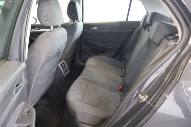 Volkswagen Golf VIII 2.0 TDI Life AID+ACC+LED+CARPLAY