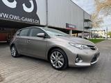 Toyota Auris Hybrid Executive - Toyota Auris Hybrid (/Elektro) Executive mit Benzin-Antrieb