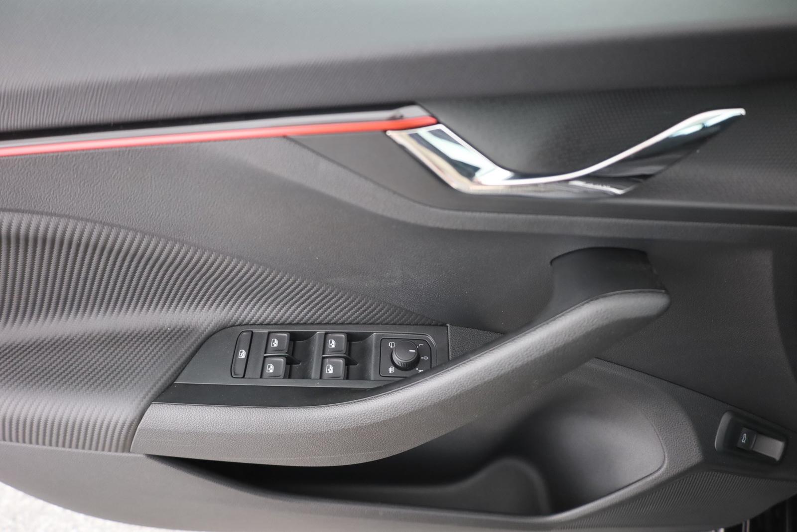 Skoda Scala Monte Carlo 1.5 TSI DSG LED ACC Pano
