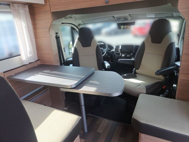 Weinsberg CaraHome 650 MEG 